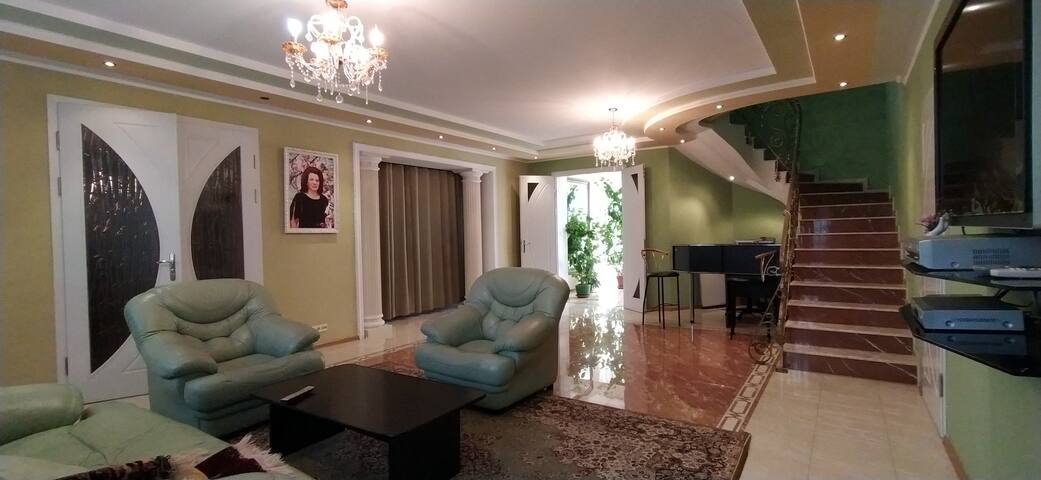 Airbnb Bardar Vacation Rentals Places To Stay Ialoveni