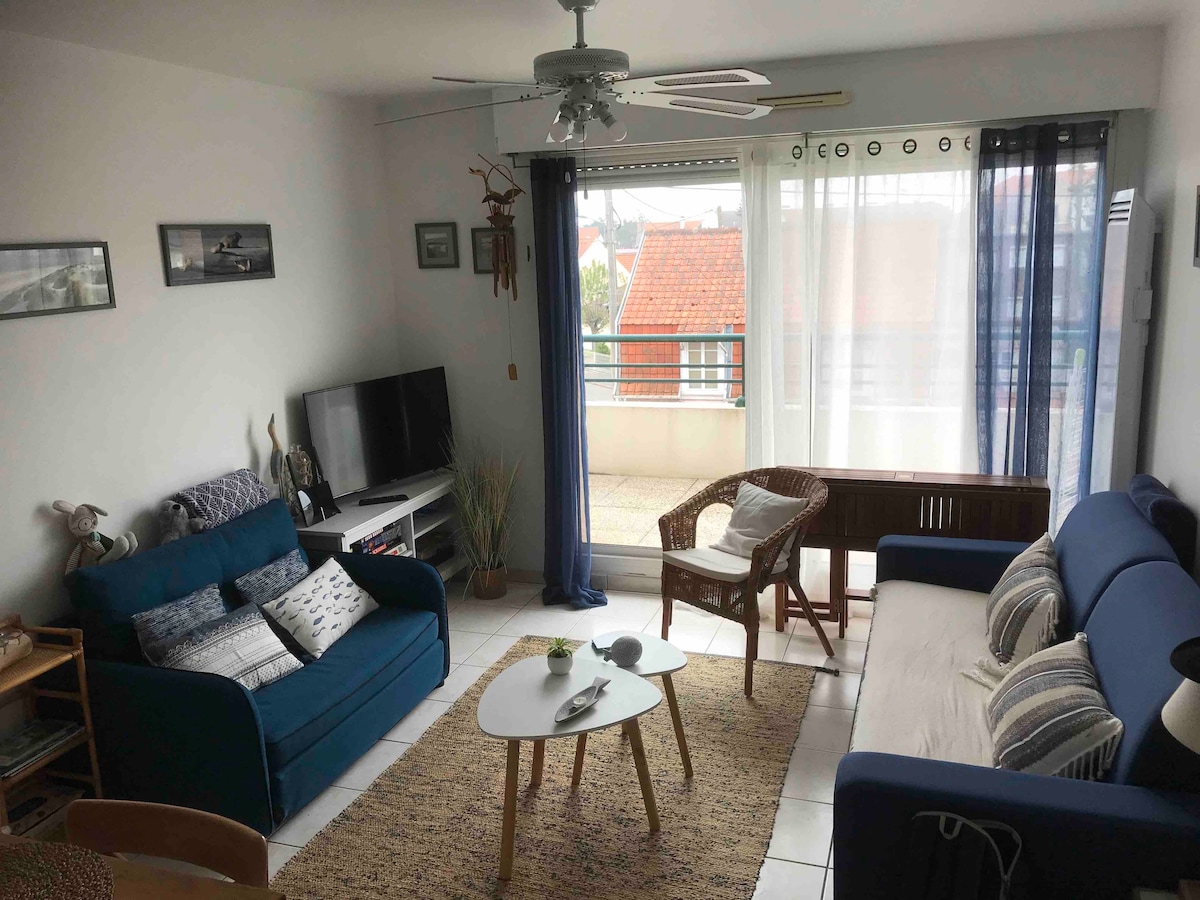 Propriété Airbnb réussie: Beach apartment and shops within walking distance à Berck