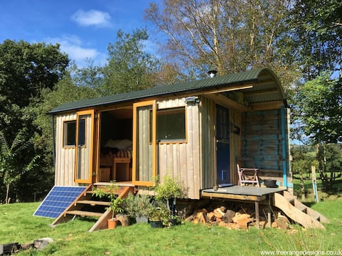 Remote Retreat in private field, ideal for dogs