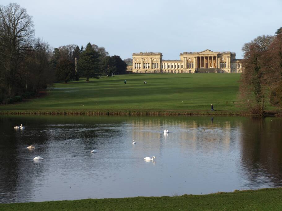 Beautiful Stowe Gardens and National Trust House and Gardens