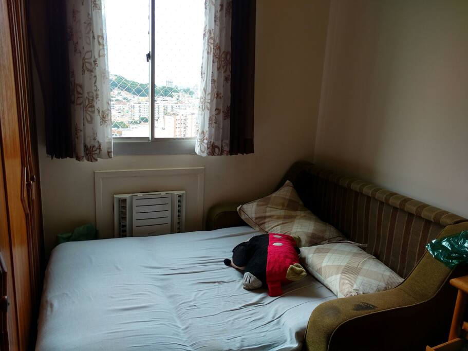 Segundo quarto com ar condicionado