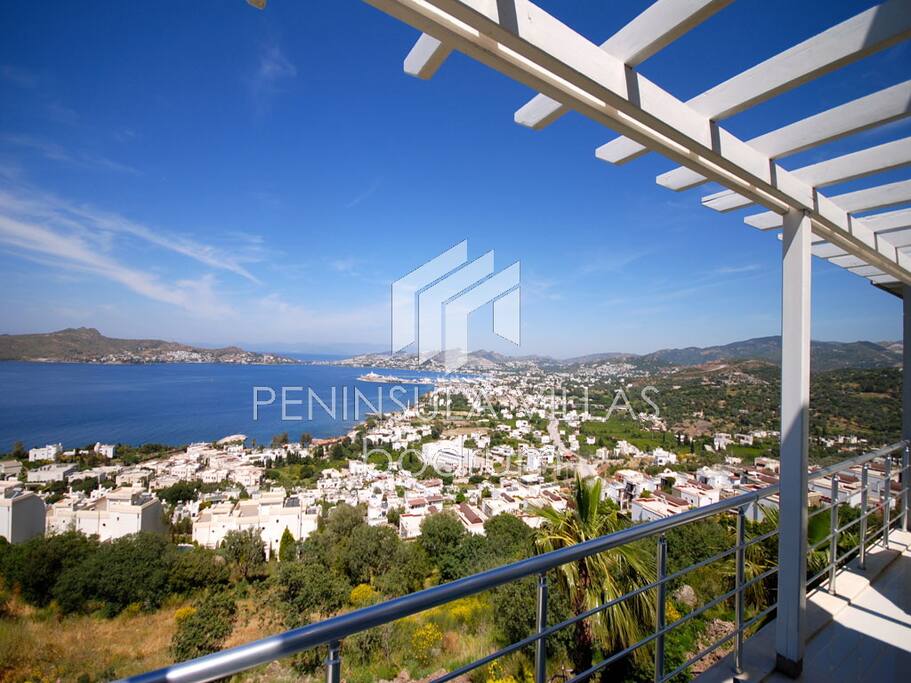 Endless views at Marina View