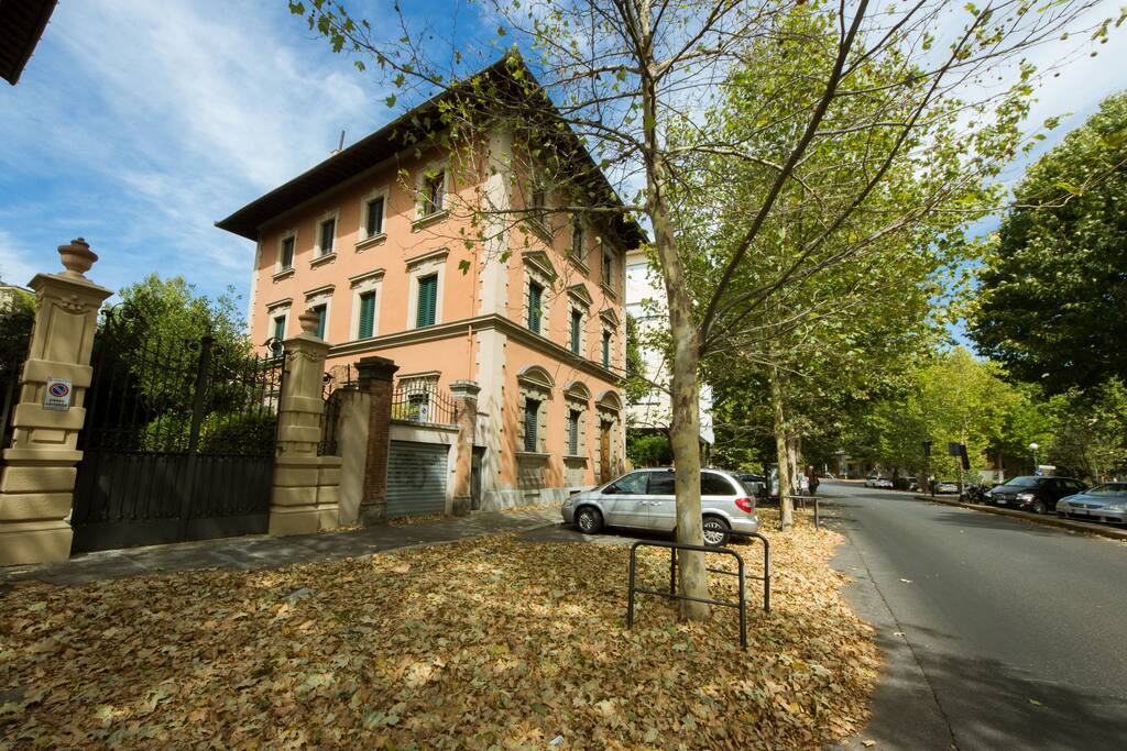 La Casa Rossa Palace