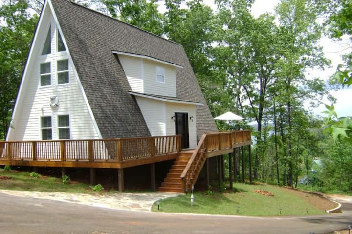 Stunning Lake Home!!!!!