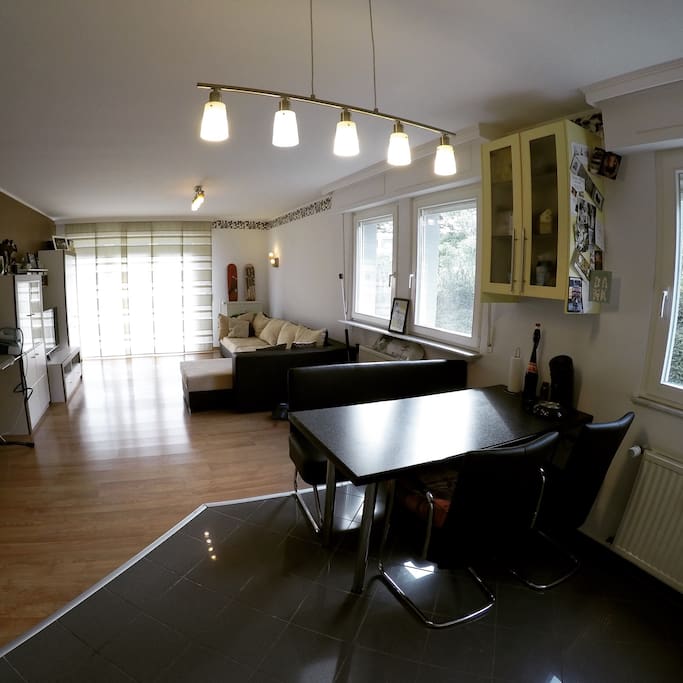 OpenKitchen/LivingRoom View