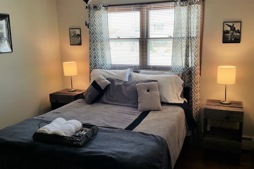 Curly, Lombardi Room! Soft, Comfortable Queen Bed