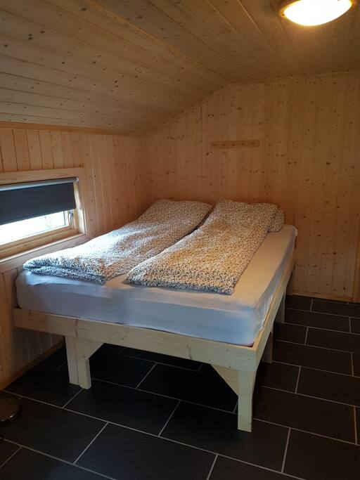 Dobbelseng, med to dyner.