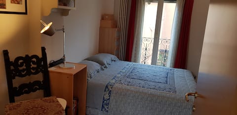 Cute double near the Gardens in the city center