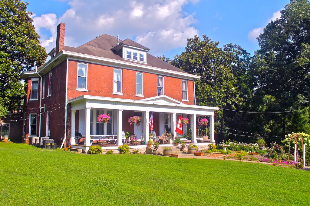 DOWNTOWN 7000 sf Mansion 7 Min to Broadway! Houses for Rent in