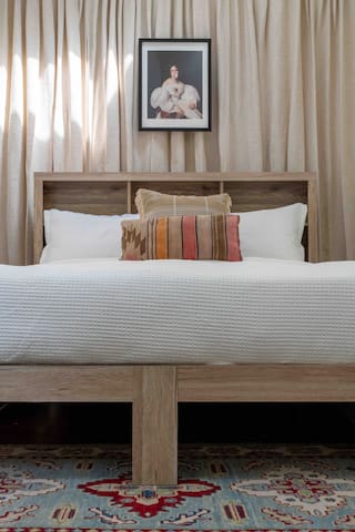 SoCo Oasis | Pool + Hot Tub | Heart of ATX