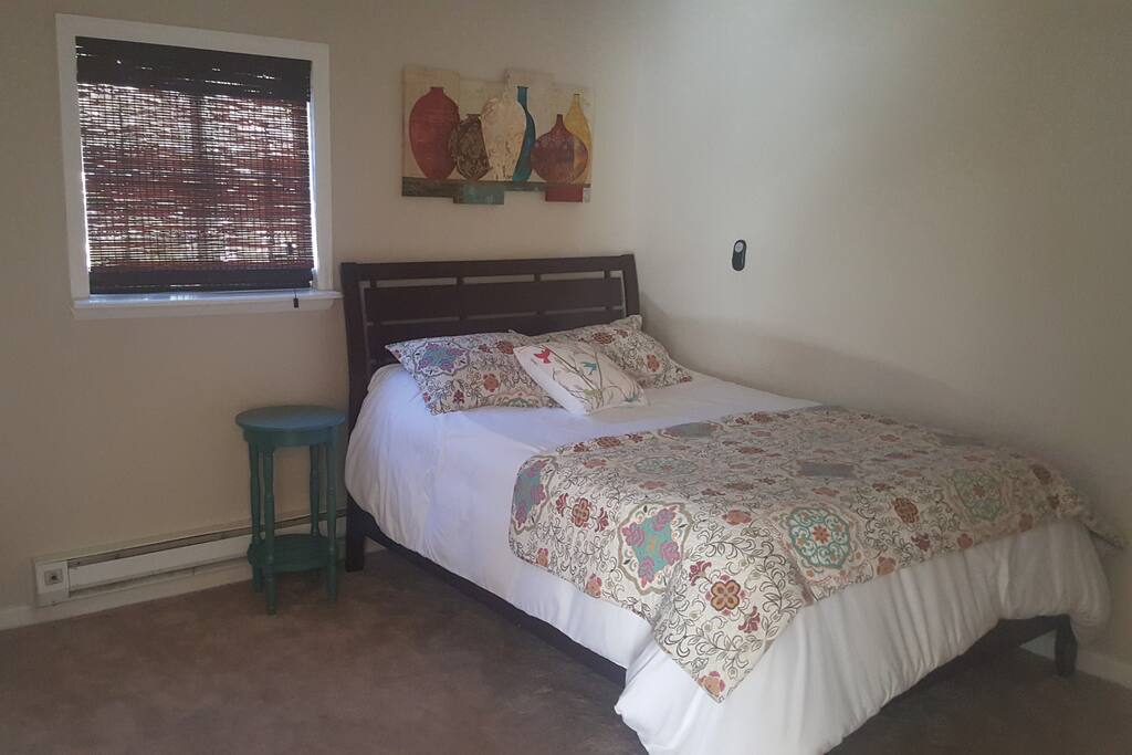 Cozy bedroom with foam Queen mattress & nice natural light.