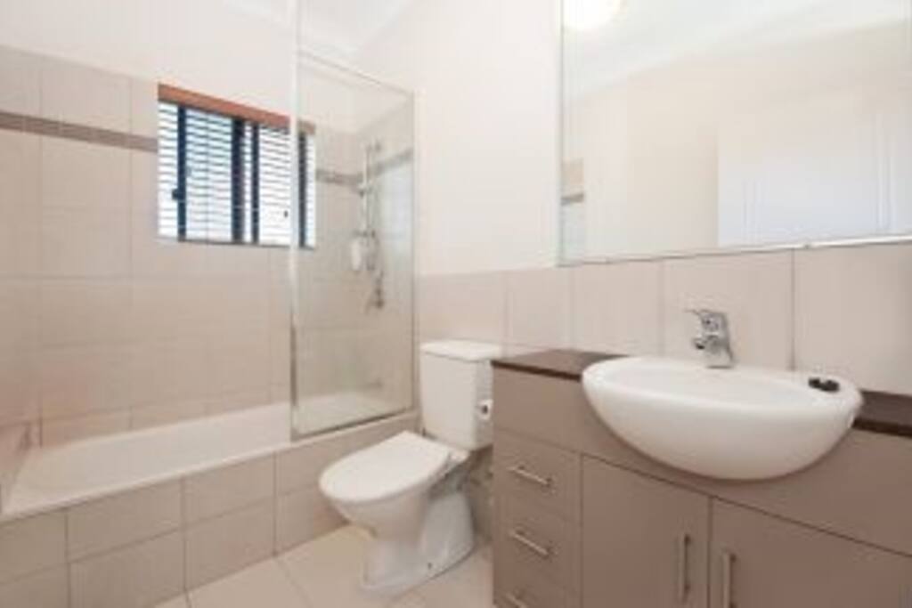 Top Floor apartment, only stairs to access.