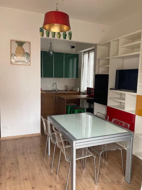 Popular Airbnb listing: Accommodation 150m from the sea. Cin: it009049c2ndizy3ua in Pietra Ligure