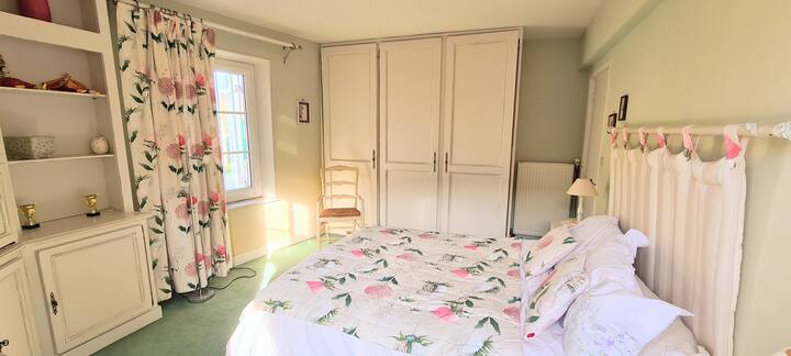 Dhomë për të rritur 2