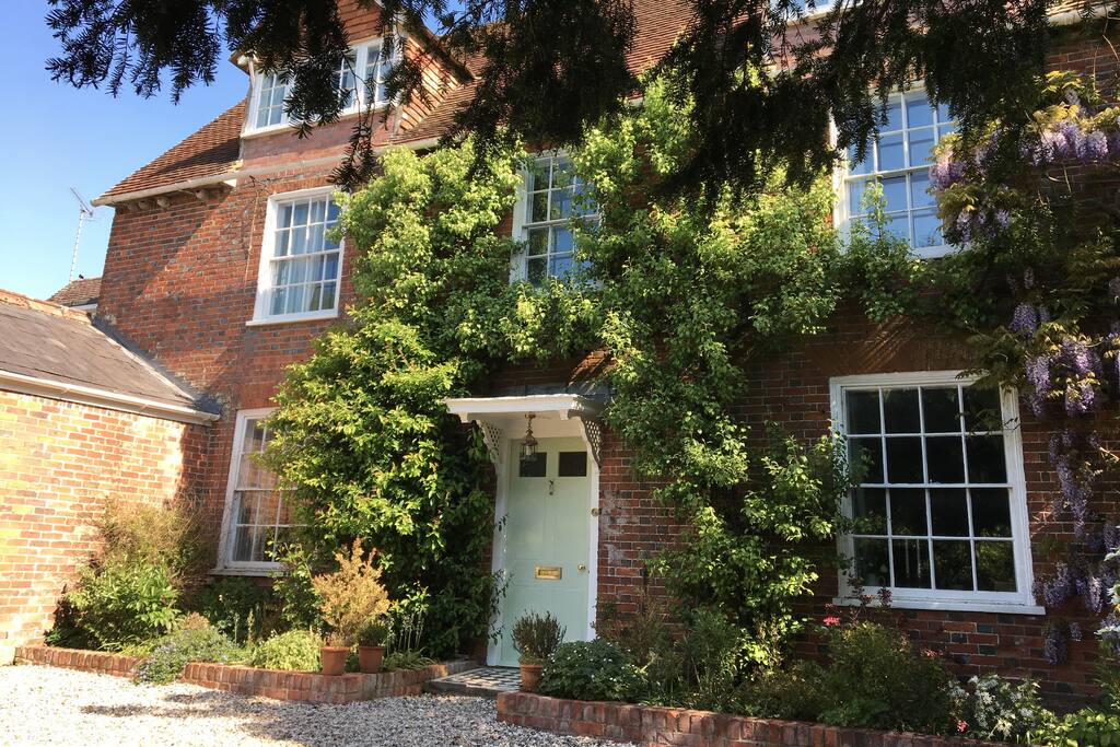 Parsonage House, Oare