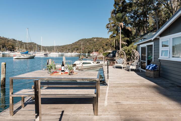 Tides Reach Boathouse – water access only gallery image 3