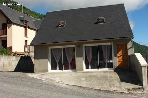 House in the heart of the Louron Valley