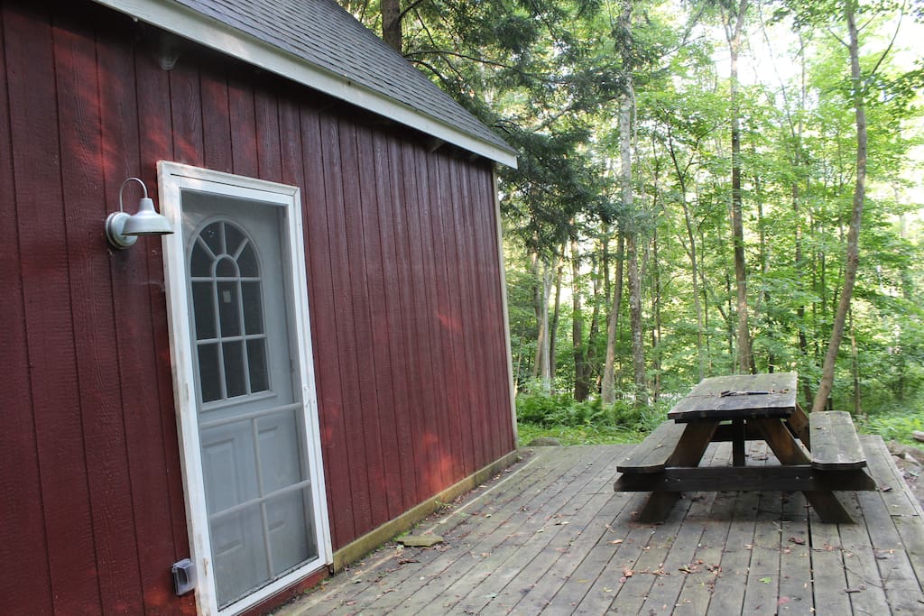 Deck and picnic table area