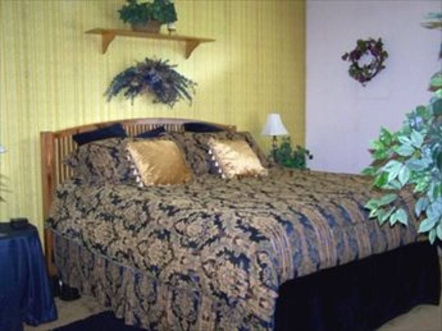 Bedroom with King Bed