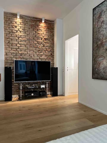 Central Luxury Loft 160qm gallery image 3