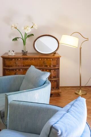 Palazzo Alverà Grand Canal gallery image 3