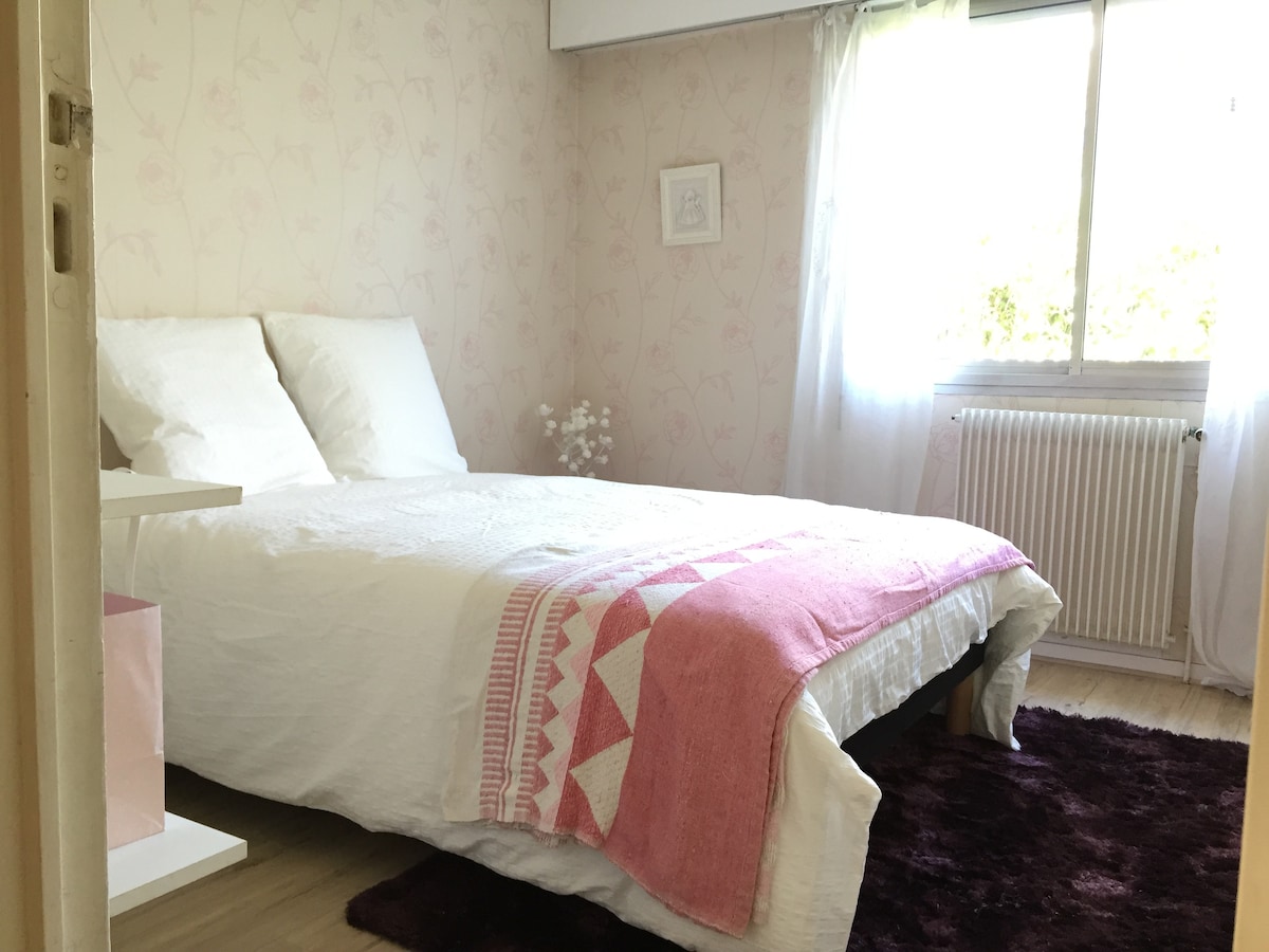 غرفة النوم 1