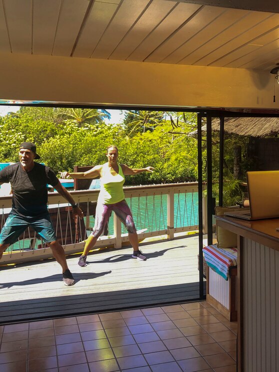 Mostrar imagem fornecida pelo anfitrião em ecrã inteiro