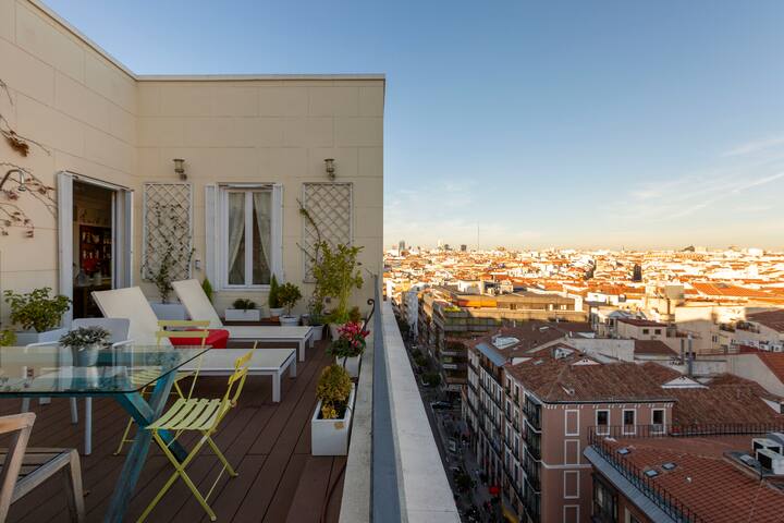ESPECTACULAR ÁTICO CON 60M DE TERRAZA EN GRAN VIA gallery image 5