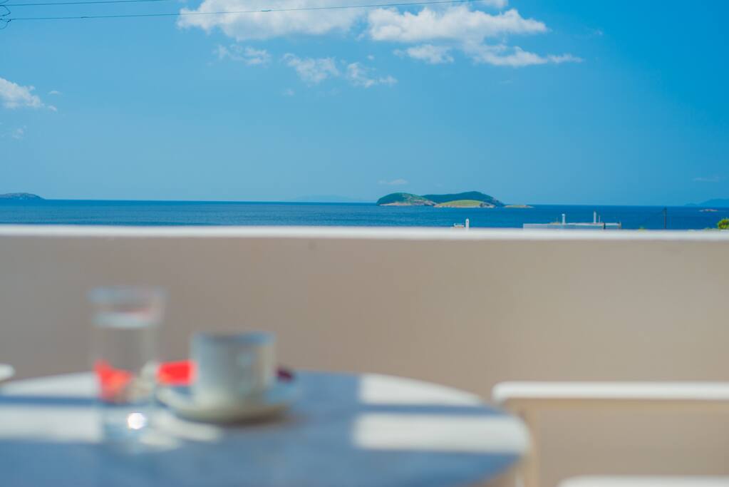 βεράντα bar