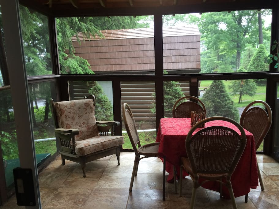 Screen porch for dining or relaxing