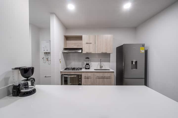 Class 48 2301 - City Lights/chic Loft/priv Balcony - Sabaneta