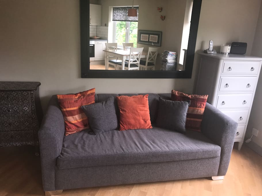 SITTING AREA