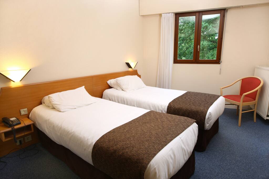 chambre double à 2 lits