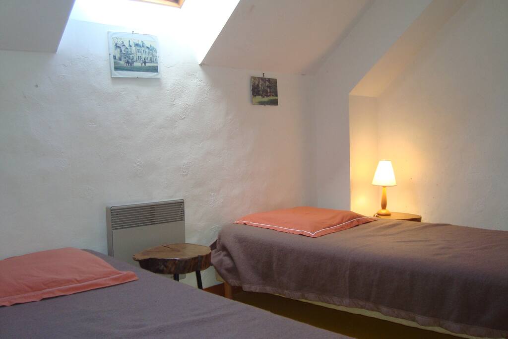 Chambre Solange avec lavabo