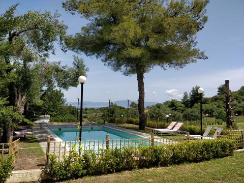 Dreamhouse for up to 11 in amazing location !