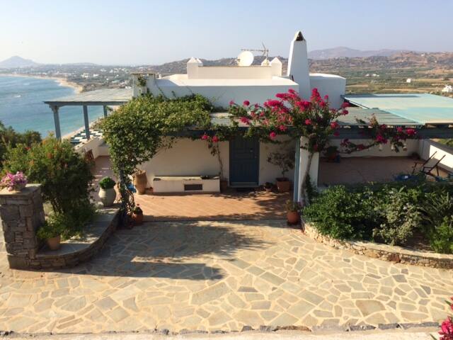 Naxos Seaside Getaway gallery image 3