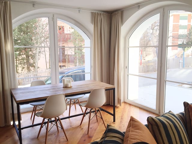 Cozy & modern apartment in the center of St Moritz