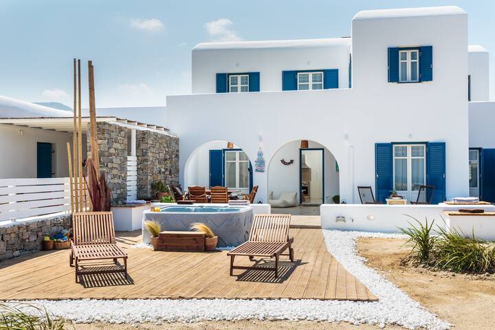 Villa Olena: 2 villas 10 pax 2 pools+Jacuzzi Paros gallery image 2