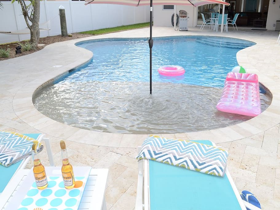 We have Pool Floats, too !