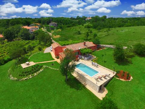 Discover the pleasure of the harmony of nature