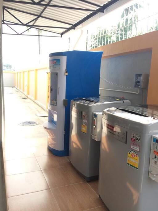 เครื่องซักผ้าและตู้น้ำบริการ 24 ช.ม