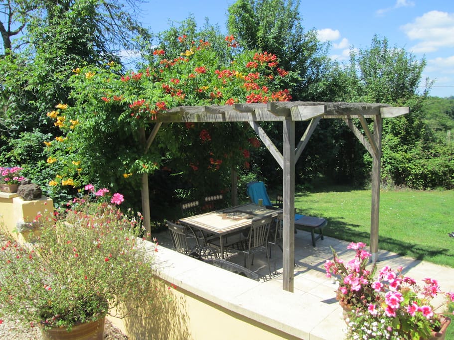 pergola