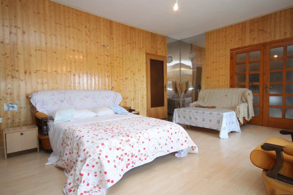 Living room, Surface: 25 m²