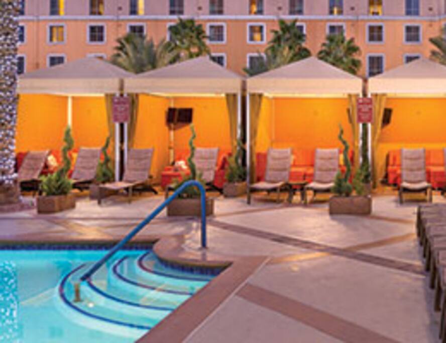 CABANAS TO RELAX IN