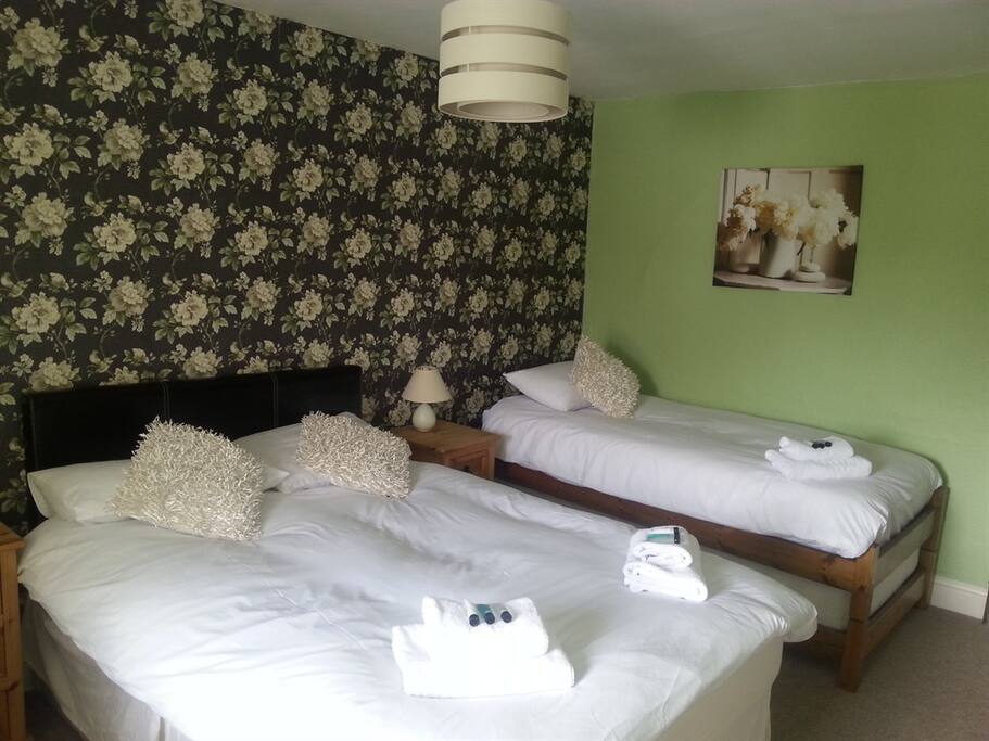 Guest room