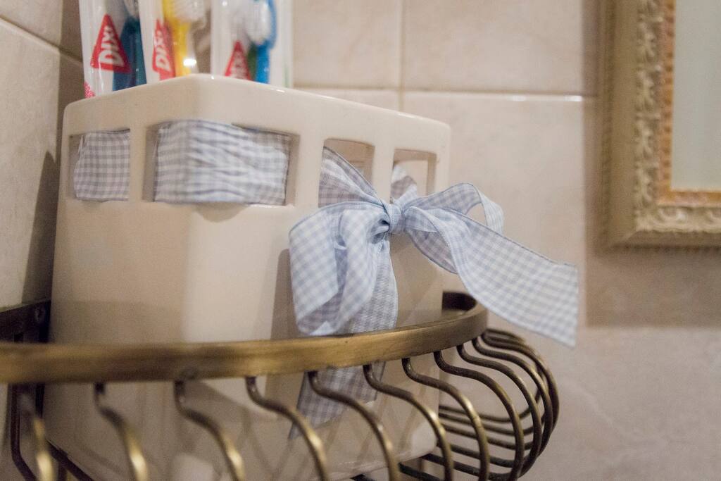 Towels and toothbrushes, toothpaste, shower gel, shampoo.Disposable slippers.