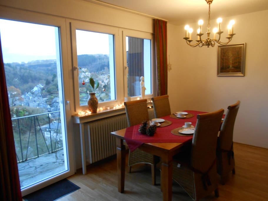Blick vom Esszimmer auf Monschau