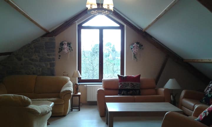 Doble salón para 10-12 personas