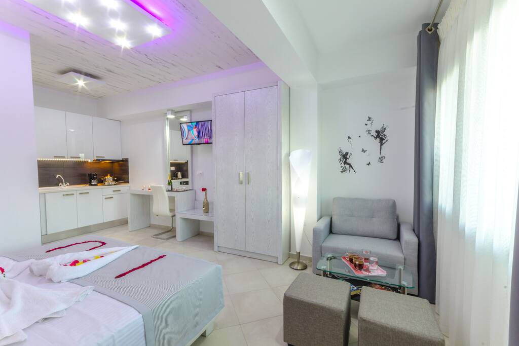 Ftelia Luxury Studios - 'Stagioni' (studio 2/2) - built 2017