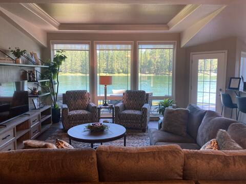 NEWLY Listed Cedar Lane Waterfront Getaway